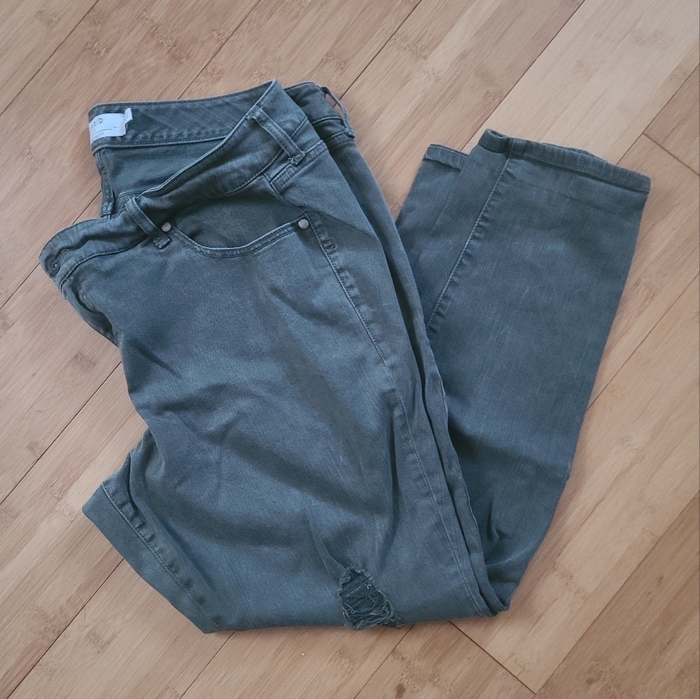 Torrid | Boyfriend Army Green Jeans 20S